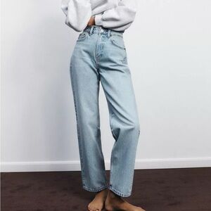 Zara New Mom Jean High Rise Light Wash Regular Length 6